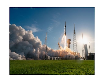 Rocket Launch Matte Horizontal Poster | SpaceX Falcon 9 | Lift off | landscape photo
