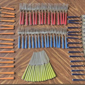 Fiestaware 80 Pcs Merengue Flatware Stainless Forks Knives Spoons Fiesta