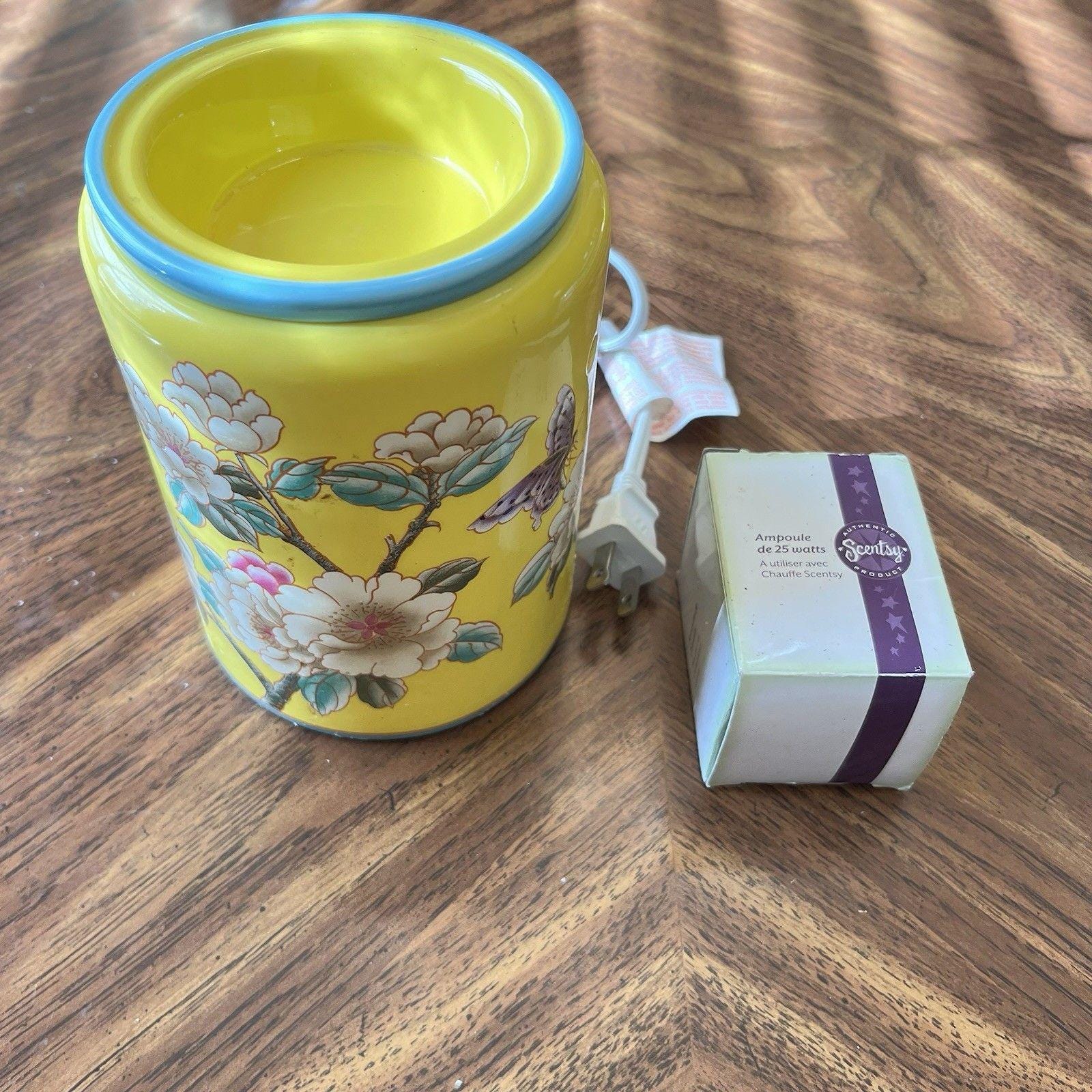 Diffuseur De Parfum Scentsy Full-Size - Modèle Green Thumb Retiré - Légèrement Usé
