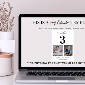 K&ouml;nnte beinhalten: Ein Laptop zeigt eine digitale Vorlage f&uuml;r eine Hochzeitstisch-Nummer. Das Design zeigt die Zahl 3, zwei kleine Fotos und die Namen Sophie & Harold. Der Text lautet: "THIS IS A Self Editable TEMPLATE".