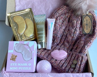 Winter Present Box/ Love in a box/ holiday gift for her/ Cozi winter box/Care Packege for her/Winter soft pink hat/Pamper box/Pink holiday