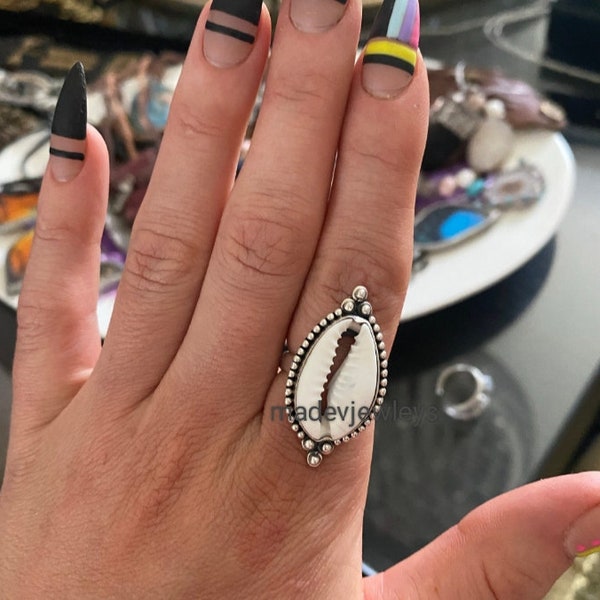 Cowrie Shell Ring - Etsy