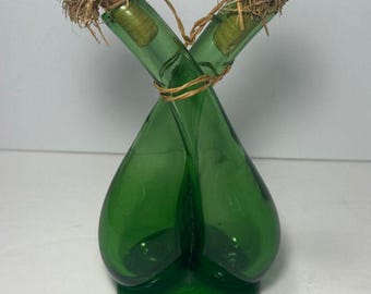 Vintage Hand Blown Green Glass Heart Chamber Oil And Vinegar Cruet