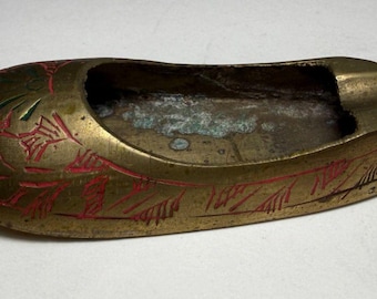 Vintage Small Decorative Brass Shoe Ashtray Made in India