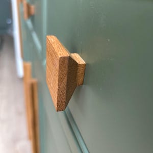 Poignées sur mesure en chêne, 4 poignées en bois de 40 mm de côté, poignées carrées, poignées de tiroir, poignées de support à épices, poignées en chêne, jeu de poignées de cuisine