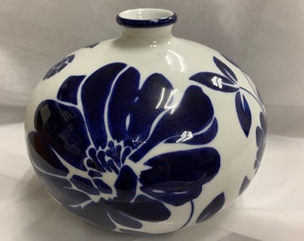 Decorative Vase Blue & White Ceramic