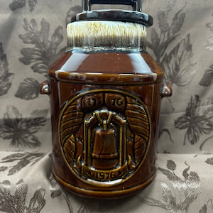 McCoy Pottery 1776 -1976 Bicentennial Drip Glaze Cookie Jar