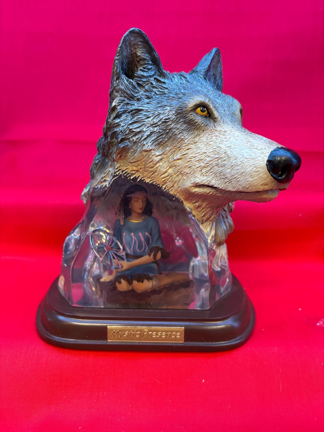 神秘的な存在：狼の置物 - Etsy 日本