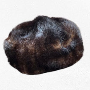 Vintage 50s 60s Brown Mink Fur Black Vinyl Pillbox Hat Pom Pom Elastic Back MCM Mink Pillbox Hat 1950s Vintage - Etsy main image 3