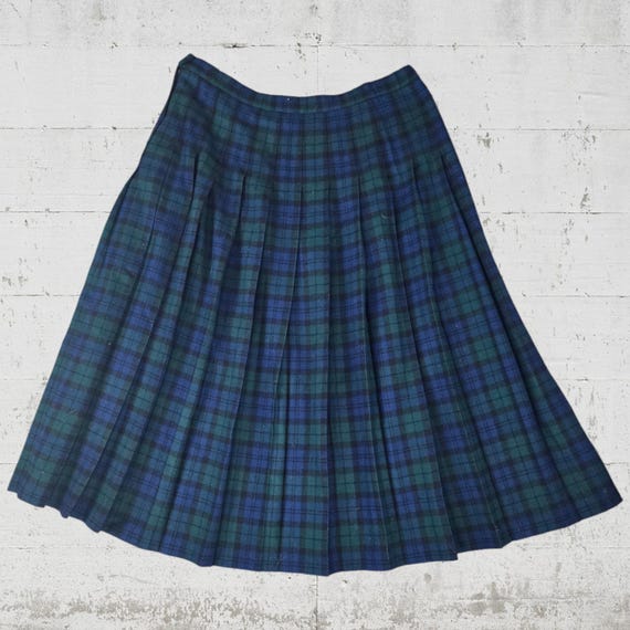Green pleated skirt size 18 hot sale