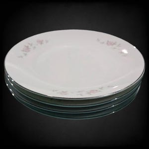 Noritake Bellemead-saladeborden uit de jaren 60 | Set van 4 bloemenporselein met zilveren rand | Vintage porseleinen servies | Japan uit het midden van de eeuw
