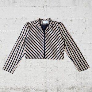 1980s Vintage Gold Black Striped Silk Blend Cropped Blazer Size 12 – Made in USA Designer Luxury Retro Formal Power Workwear Jacket