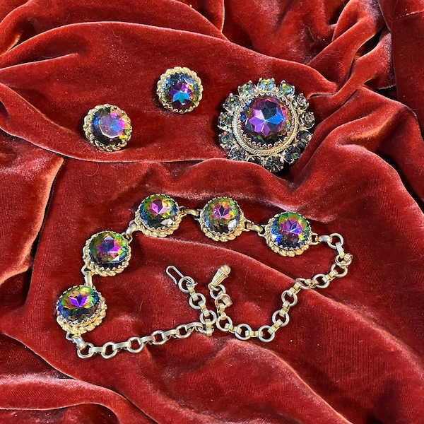 Schiaparelli Jewelry - Etsy