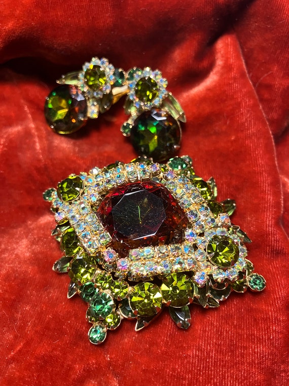 Juliana Book Piece Brooch & Earrings with Huge Wa… - image 2