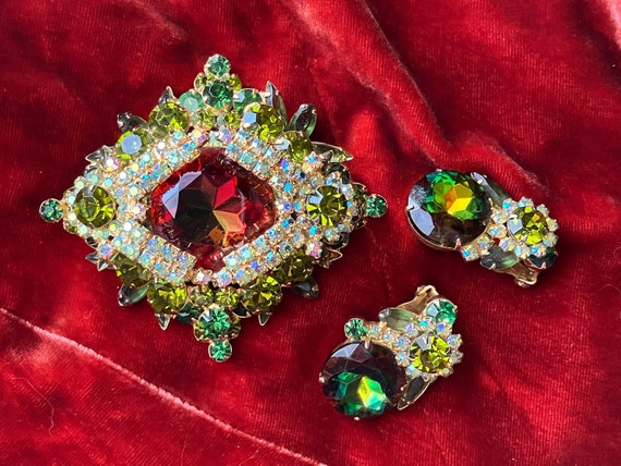 Juliana Book Piece Brooch & Earrings with Huge Wa… - image 1