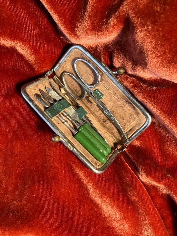 Pocket Manicure Set from Artamount Germany in Leat