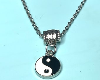 YIN AND YANG Enamel Necklace