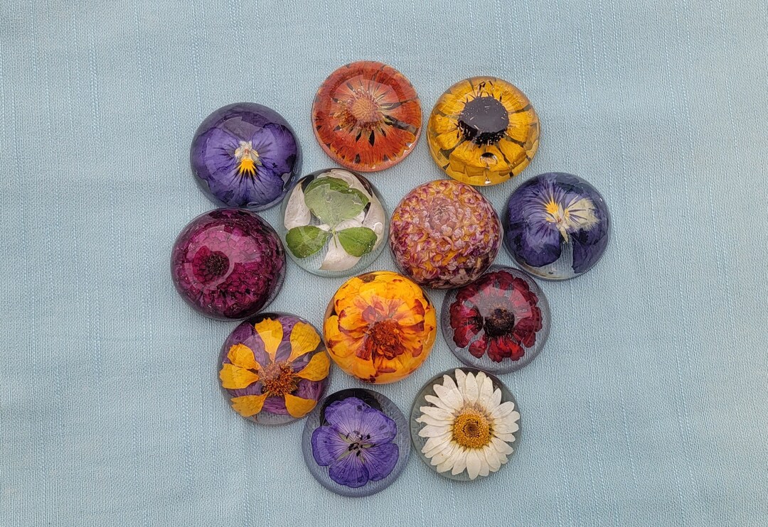 Floral Resin Art Handmade Dried Flower Epoxy Resin Art
