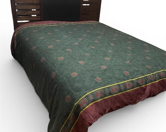 Vintage 90’s Burgundy and Hunter Green King Size Comforter Retro Nostalgic Y2K