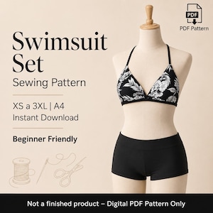 Op de afbeelding: Een zwart-witte bikini top met bloemenprint en zwarte shorts op een mannequin. De afbeelding bevat de tekst "Swimsuit Set Sewing Pattern" en "XS a 3XL | A4 Instant Download Beginner Friendly". De afbeelding vermeldt ook "Not a finished product - Digital PDF Pattern Only".