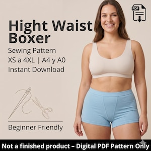 Puede incluir: Una mujer con un sujetador deportivo beige y unos shorts bóxer de cintura alta azul claro. El texto a la izquierda dice "Hight Waist Boxer Sewing Pattern XS a 4XL | A4 y A0 Instant Download Beginner Friendly". Un icono PDF está en la parte superior derecha.