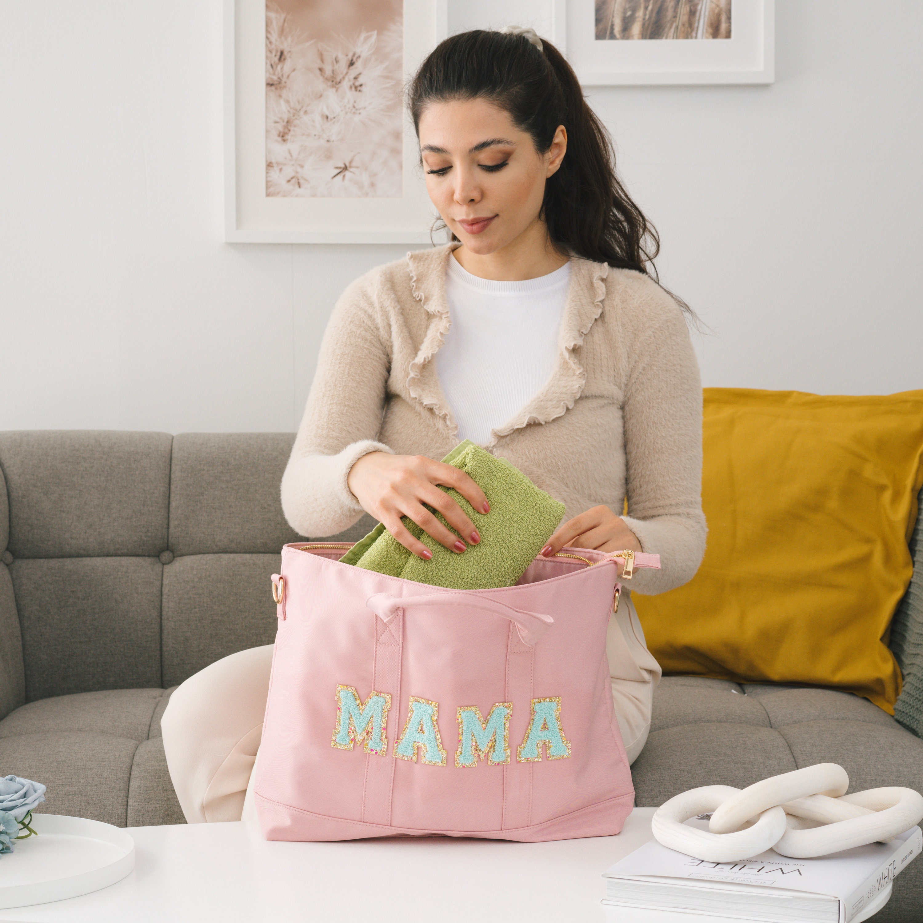 Champagne Bungalow~Glossy~ Big Mama tote | Mint main image 1