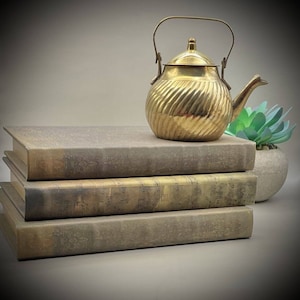 Vintage Brass Mini Tea pot with a swerved ribbed pattern