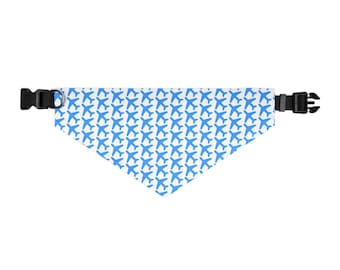 Collar bandana ajustable para mascotas con estampado de avión azul - Estilo piloto