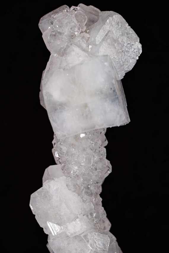 Glassy, view 6