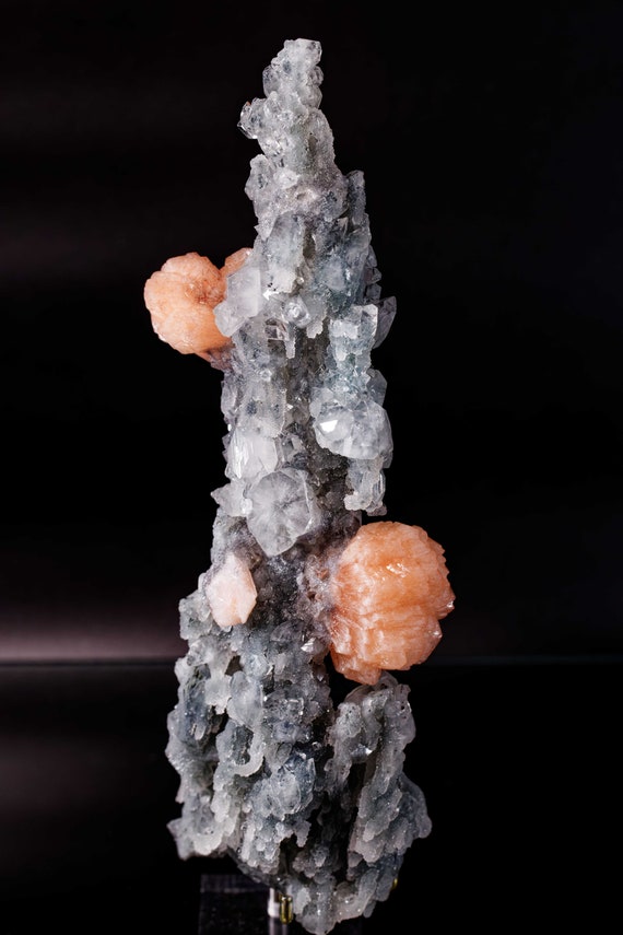 Chalcedony Stalactite with Apophyllite and Stilbite, view 4