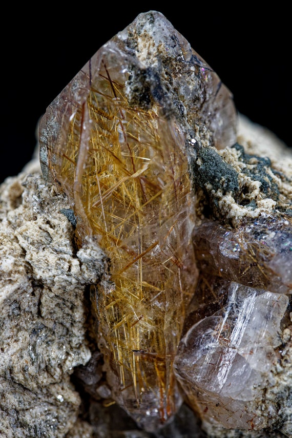 Rutilated Quartz in Matrix, view 8