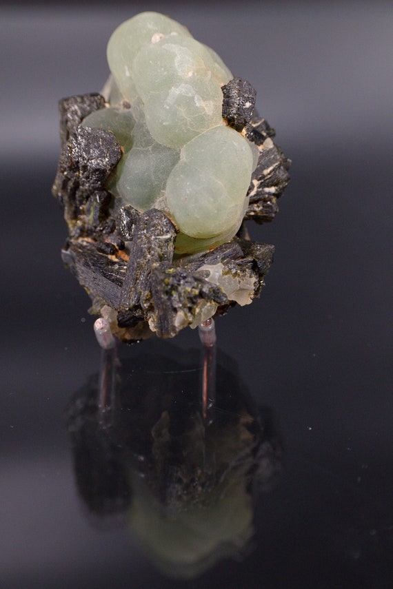 Prehnite with Epidote, view 4