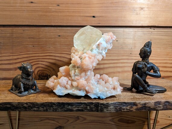 Stalactite with Stilbite and Honey Calcite, view 9
