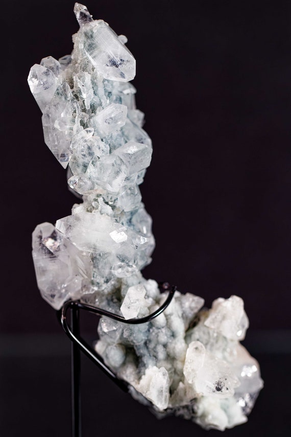 Apophyllite Stalactite, view 6