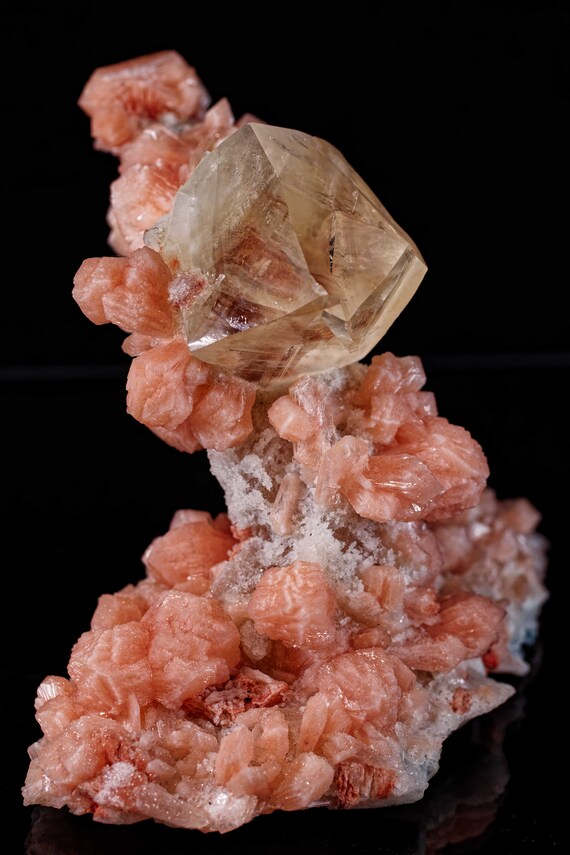 Stalactite with Stilbite and Honey Calcite, view 8