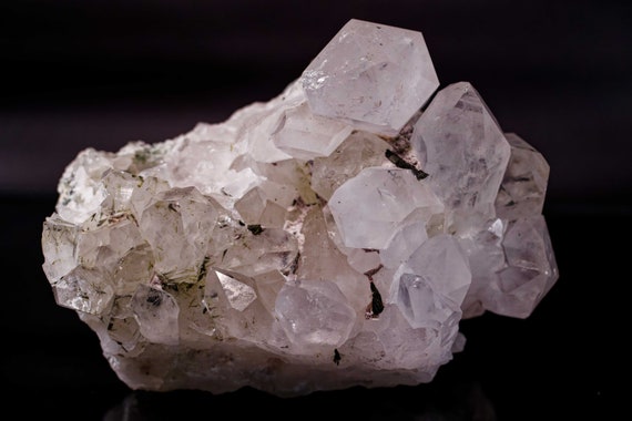 Quartz with Epidote, view 2