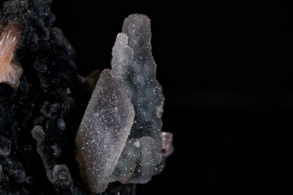 Gray Chalcedony Stalactite with Stilbite and Calcite, view 7