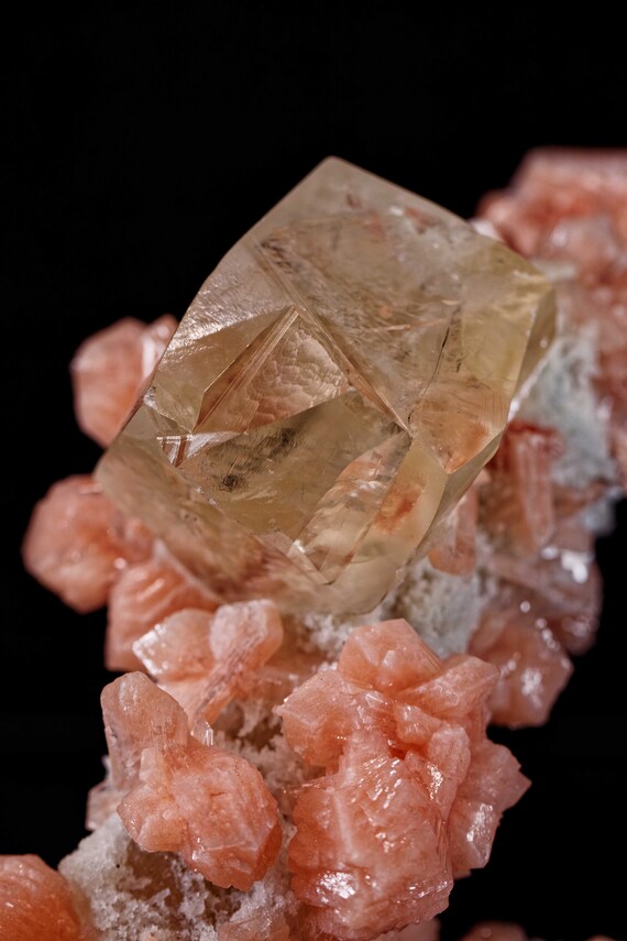 Stalactite with Stilbite and Honey Calcite, view 4