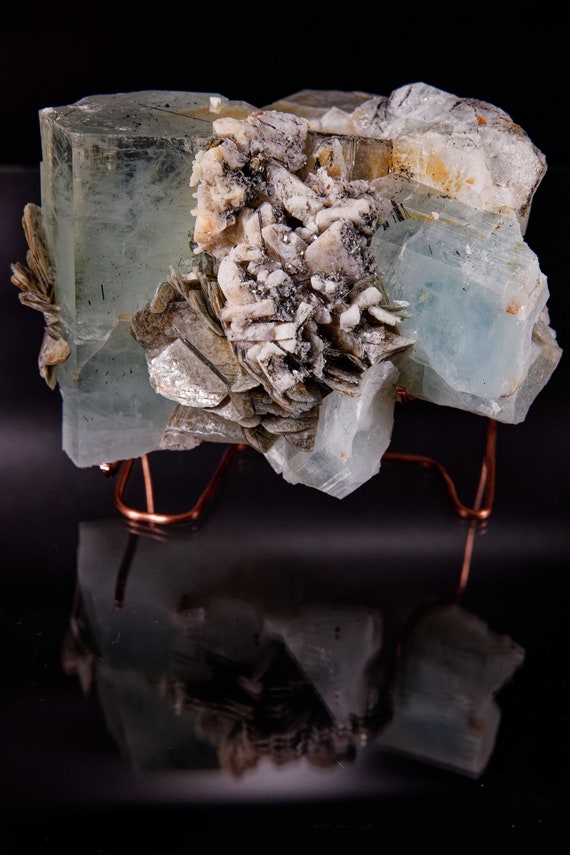 Aquamarine with Matrix, view 3