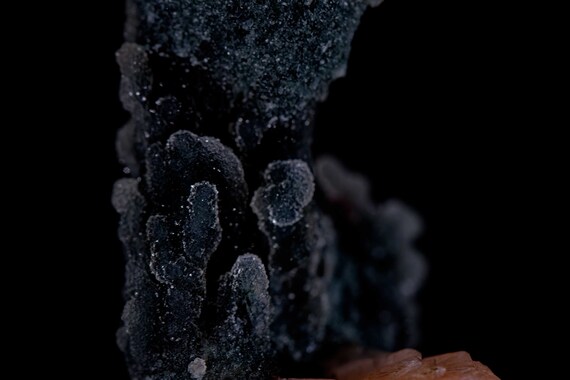 Gray Chalcedony Stalactite with Stilbite and Calcite, view 3