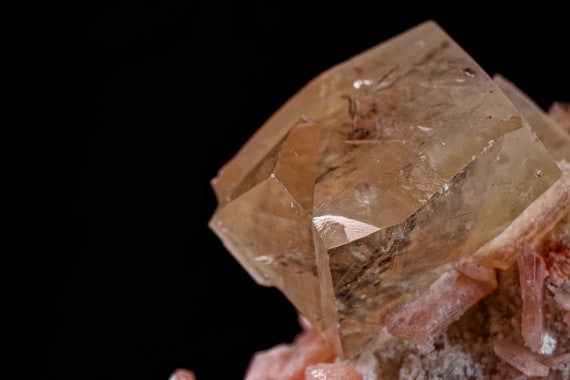 Stalactite with Stilbite and Honey Calcite, view 5