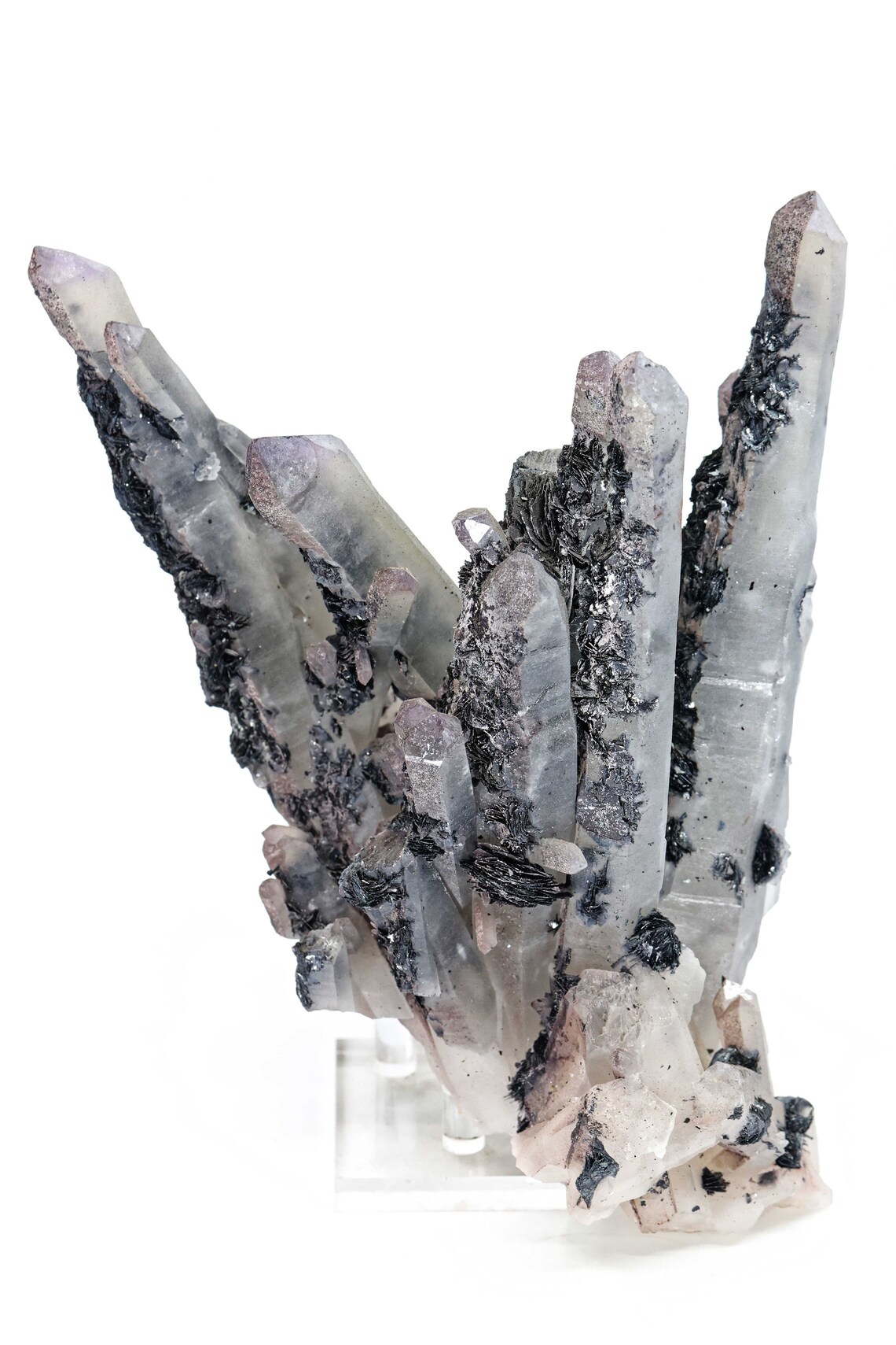 Specular Hematite on Quartz