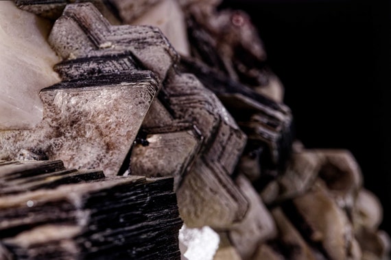 Geometric Muscovite with Feldspar, view 4
