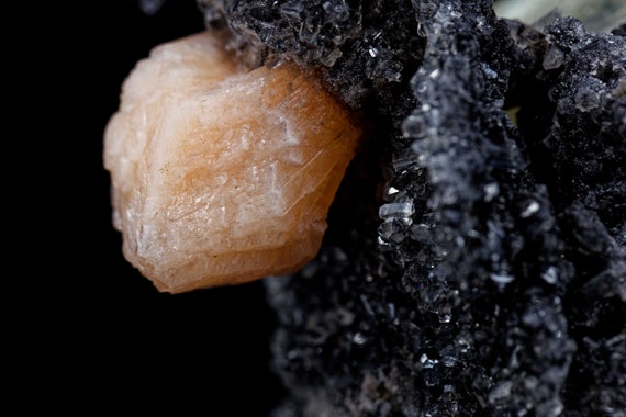 Black Chalcedony Stalactite with Honey Calcite Spar and a Stilbite Bowtie, view 7