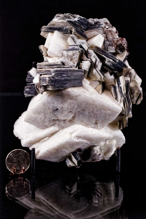 Geometric Muscovite with Feldspar, view 5