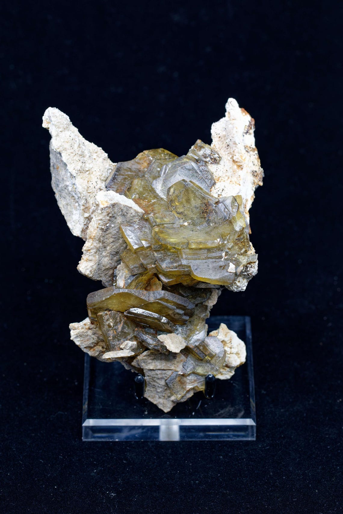 Barite, Huamalies Province Peru, 601 g, 15 x 11 x 8 cm | Collector Grade | Large Cabinet