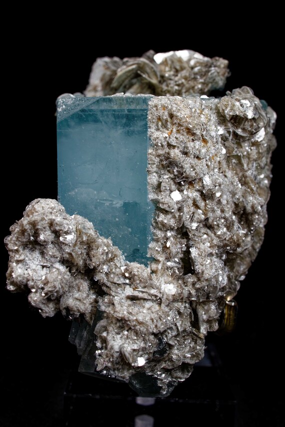 Large Aquamarine, view 6