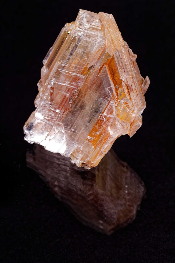 Glassy Selenite