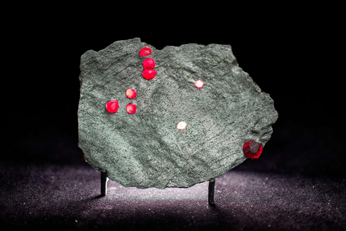 Almandine Garnet with Graphite, Red Embers Mine Massachusetts, 91 g, 11 x 9 x 1 cm | Collector Grade | Cabinet