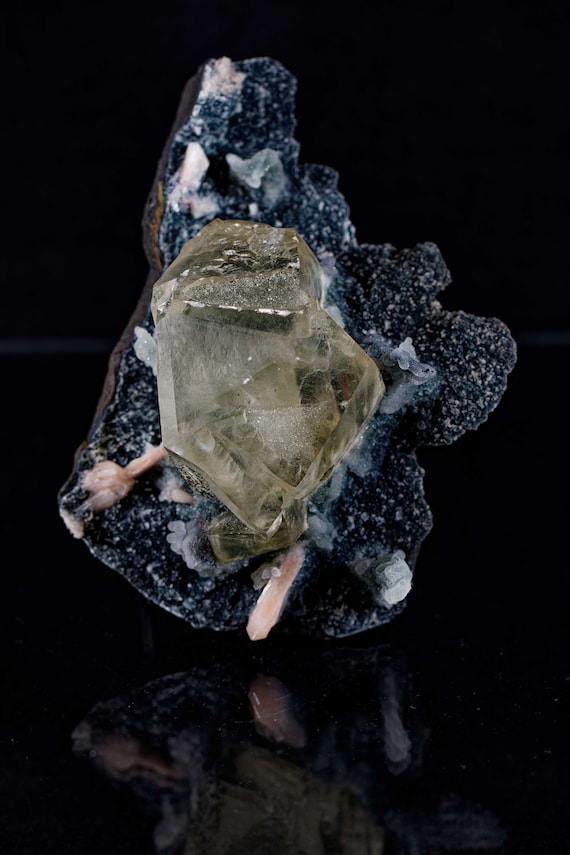 Lemon Calcite with Stilbite in Matrix